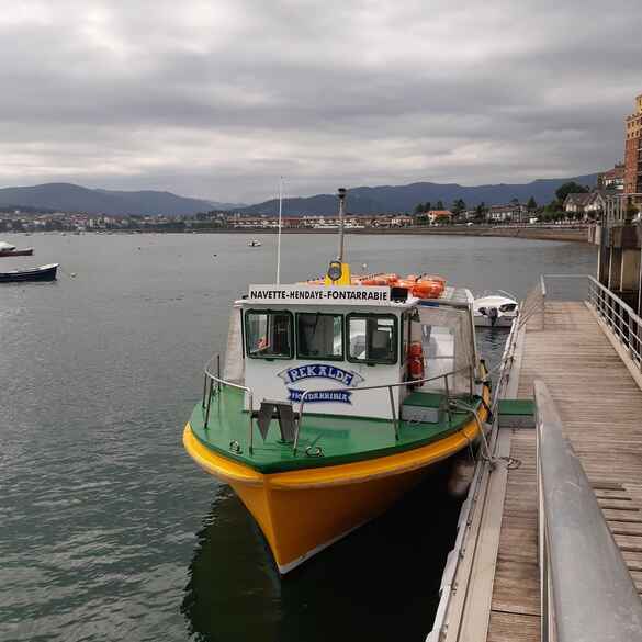 txalupa Hondarribia-Hendaia